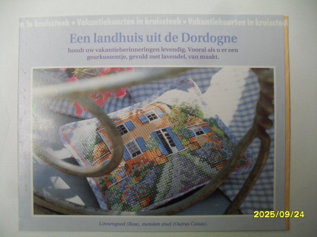 NIEUWE Borduurpatronen Vakantiekaarten. En Verkoop DMC Garen, Ophalen of Verzenden, Nieuw, Handborduren, Patroon