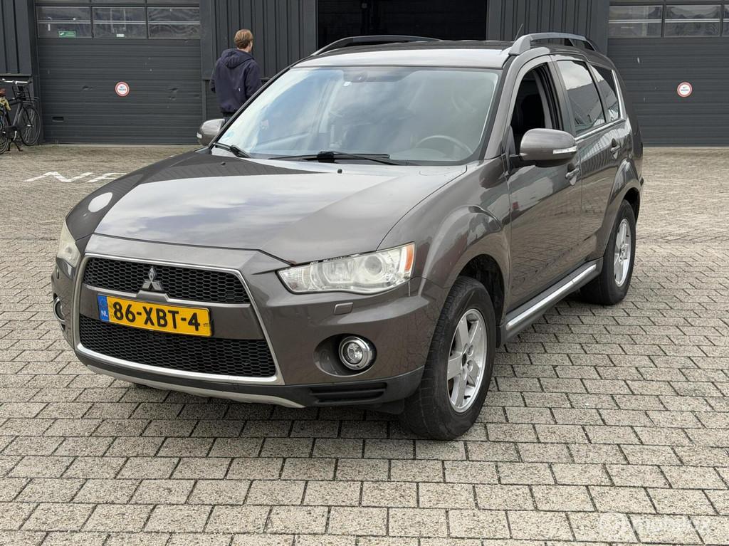 Mitsubishi Outlander 2.2 D * turbo defect / EXPORTPRIJS, Auto's, Mitsubishi, Bedrijf, Te koop, Outlander, 4x4, ABS, Airbags, Airconditioning