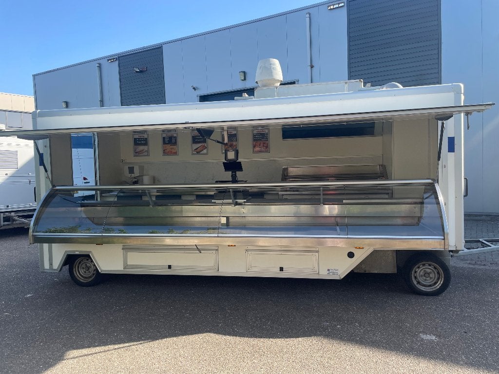 Te koop verkoopwagen (vis), Ophalen