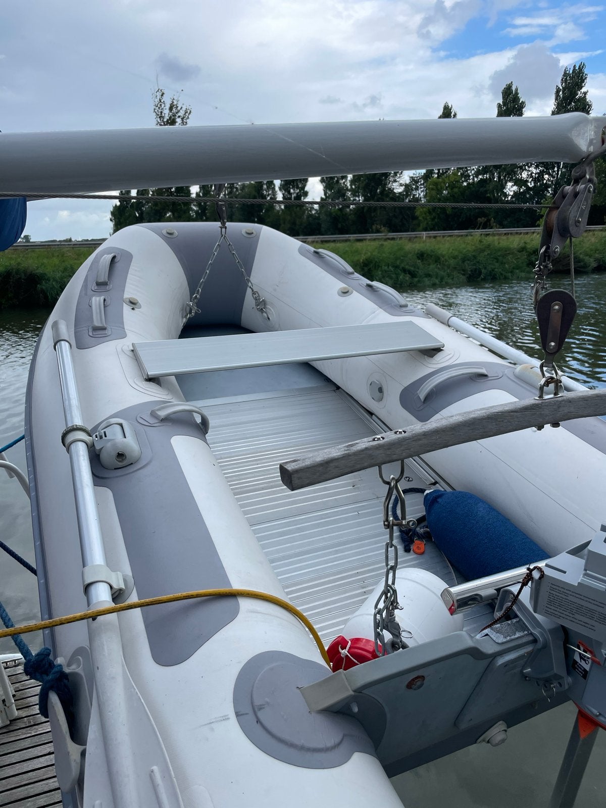 Zodiac Kadet 270 met aluminium bodem incl mercury bb motor, Ophalen, Aluminium, Gebruikt, Inclusief motor
