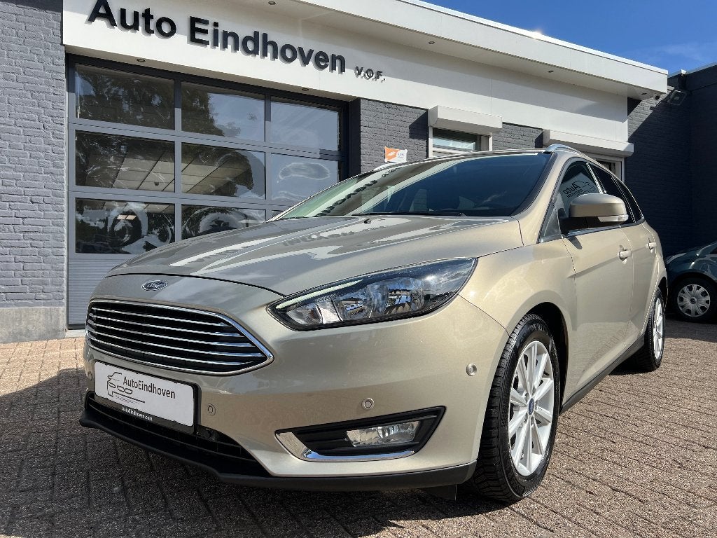 Ford Focus 1.5,Automaat,Station,Nav,Clima, €9995,-, Auto's, Stof, 1498 cc, 690 kg, Dealer onderhouden