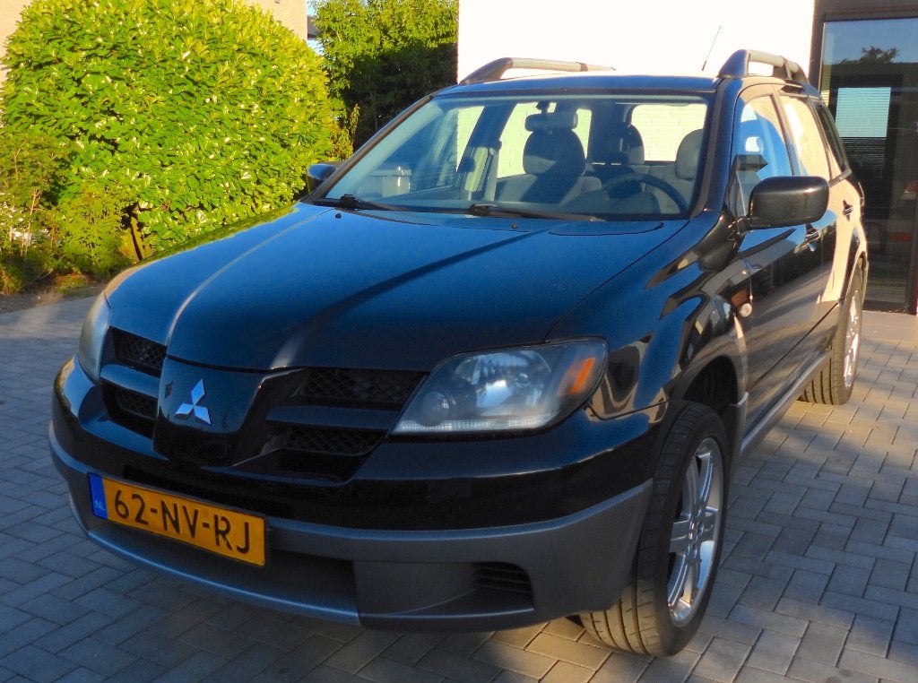 Mitsubishi Outlander 2.0 4WD - Super mooie staat! lees adv., Auto's, Mitsubishi, 136 pk, Outlander, Sound system, 4 cilinders