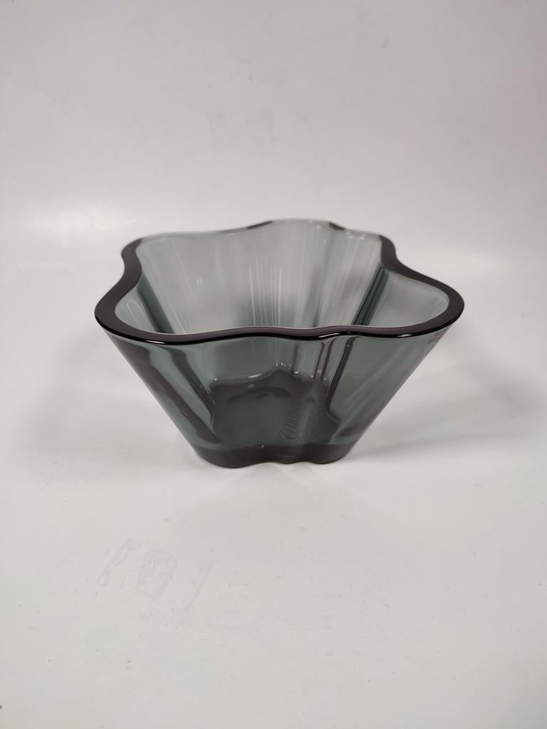 Iitalla Alvar Aalto schaal schaaltje bakje waxinelich grijs, Ophalen of Verzenden, Zo goed als nieuw, Overige vormen, Glas