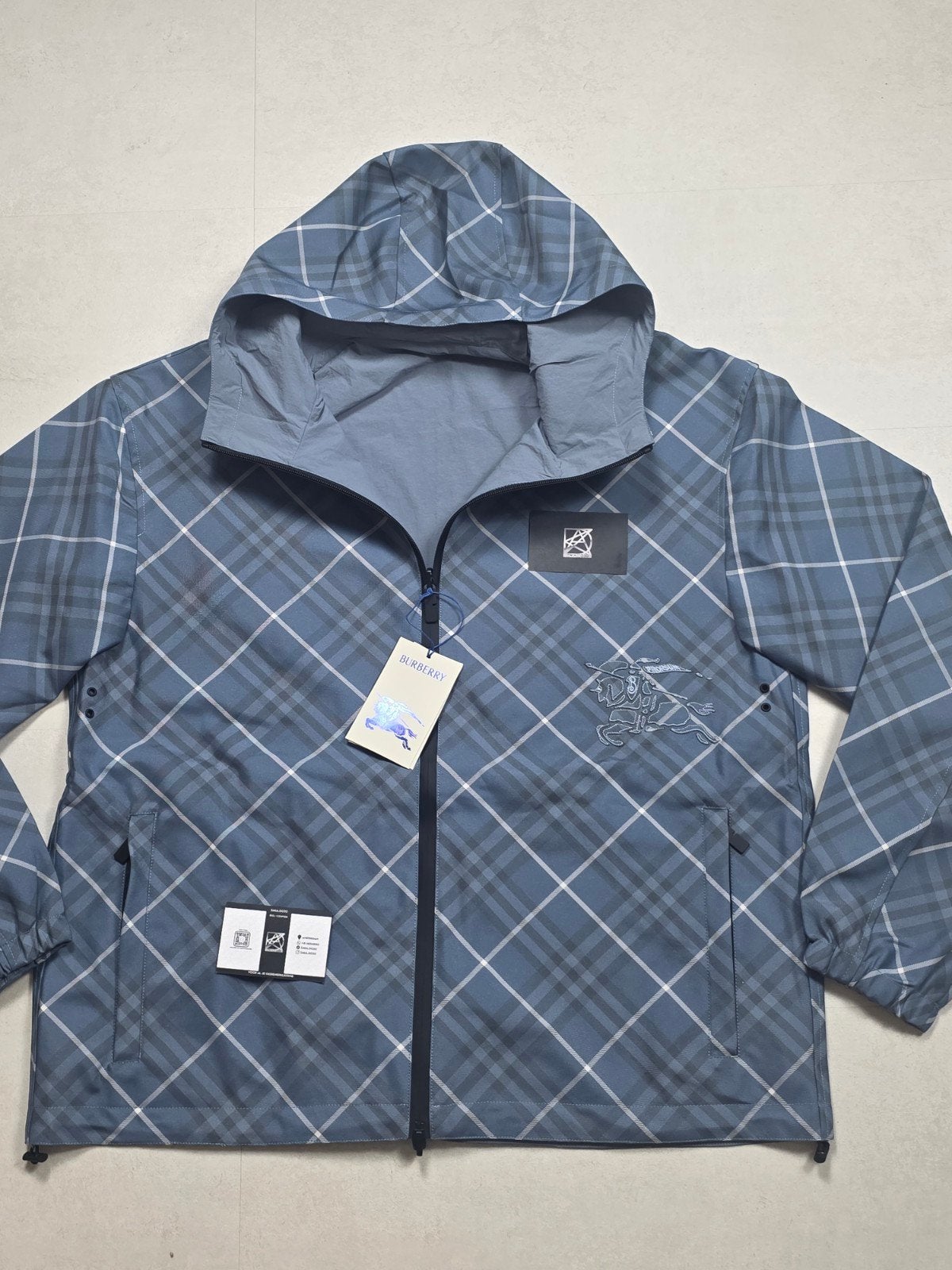burberry reversible windbreaker s t/m xl, Blauw, Overige maten, Ophalen of Verzenden, Zo goed als nieuw