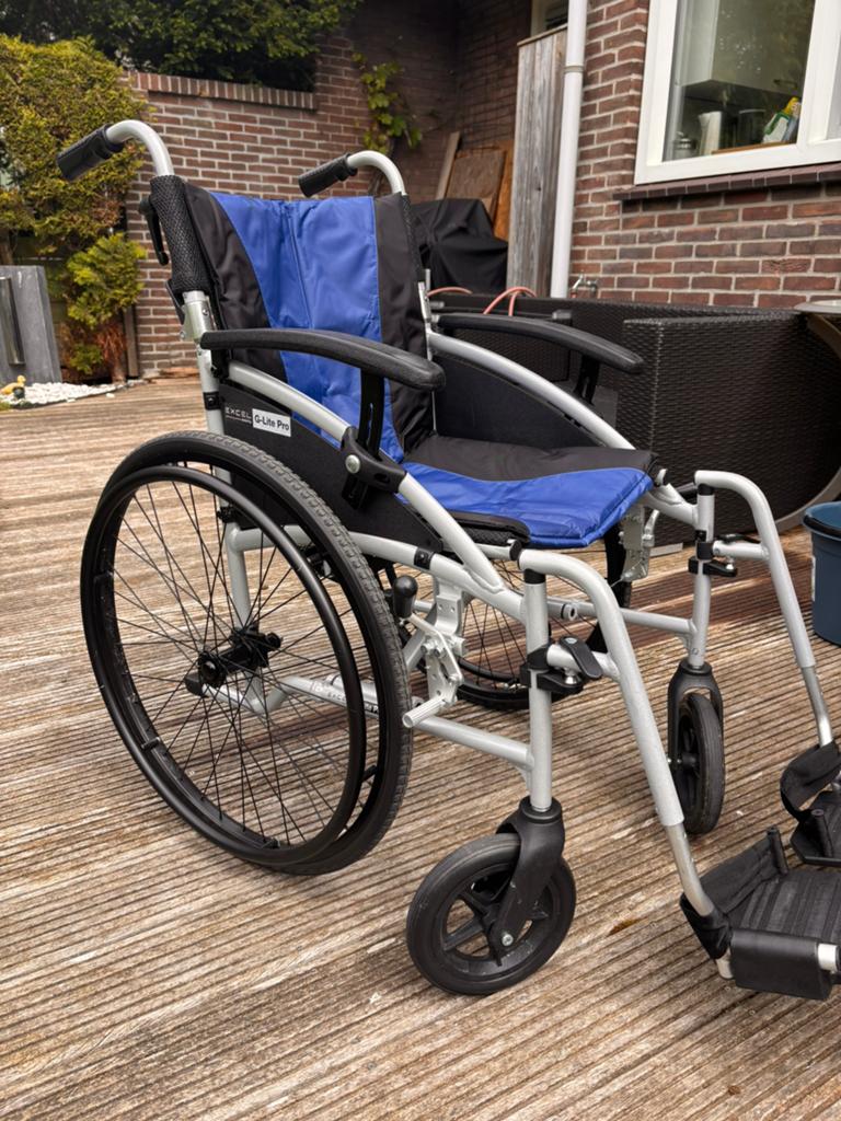 Excel G lite Pro lichtgewicht incl rolstoel tas en kussen, Ophalen, Inklapbaar, Zo goed als nieuw, Duwrolstoel