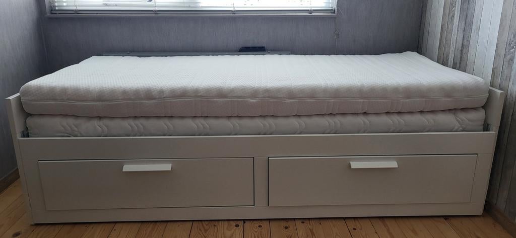 Brimnes bedbank voor  2 personen, Ophalen, Eenpersoons, Wit, Zo goed als nieuw