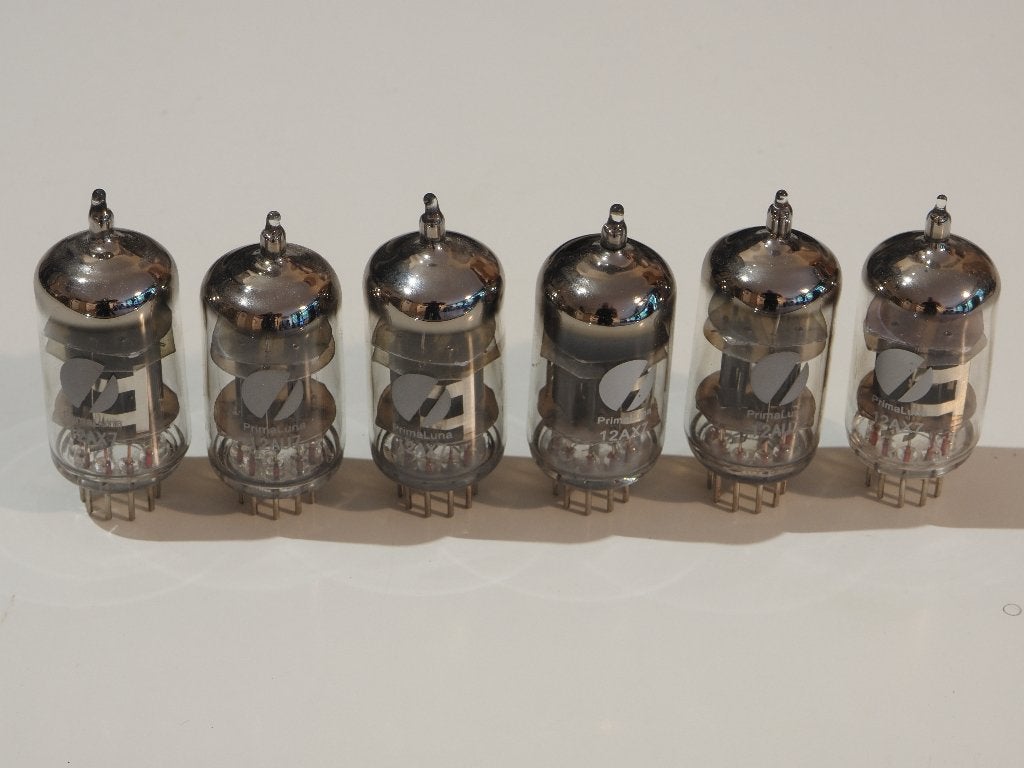 Buizen:  4 x 12AX7 + 2 x 12AU7, Ophalen of Verzenden, Buis of Buizen