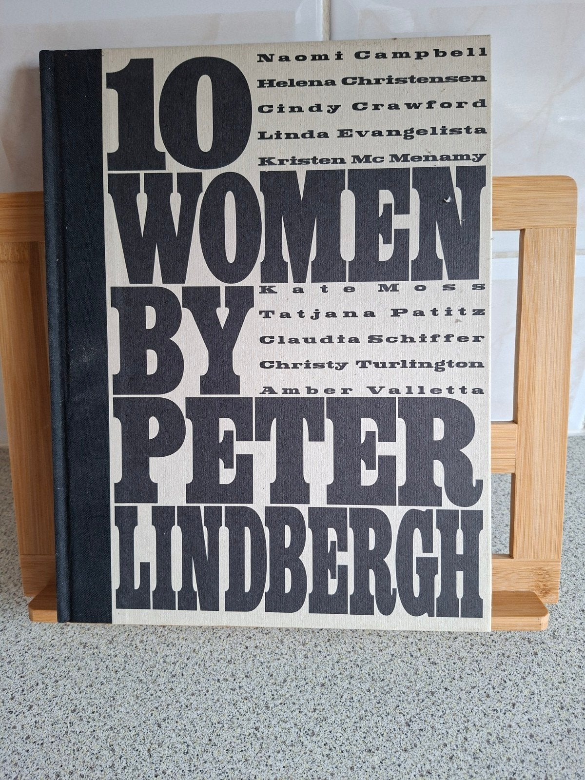 10 Woman by Peter Lindbergh, Boeken, Ophalen of Verzenden, Zo goed als nieuw, Fotografie algemeen
