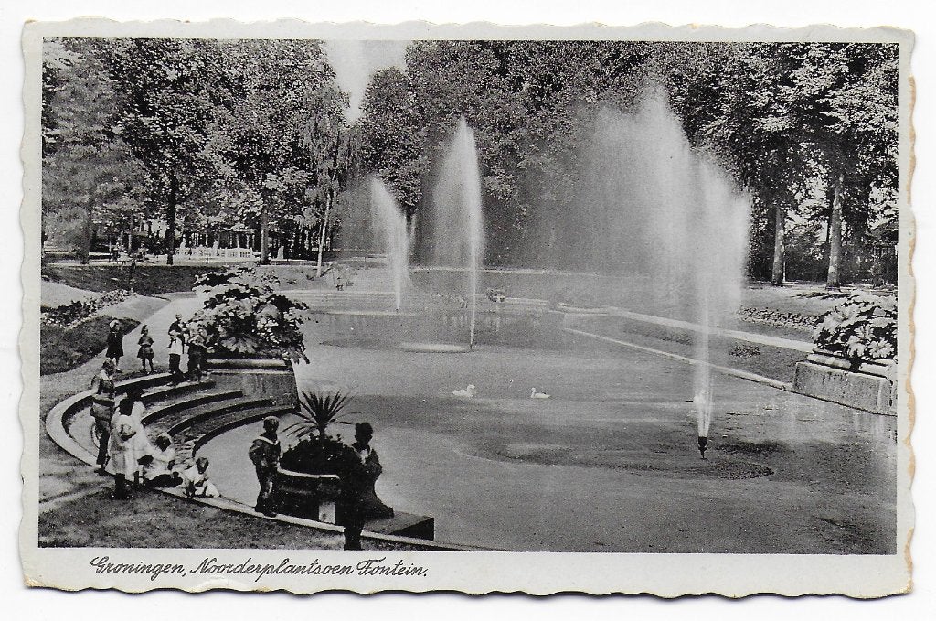 Groningen Noorderplantsoen Ansichtkaart (B55 ) Uit 1940, Ophalen of Verzenden, 1940 tot 1960, Gelopen, Groningen