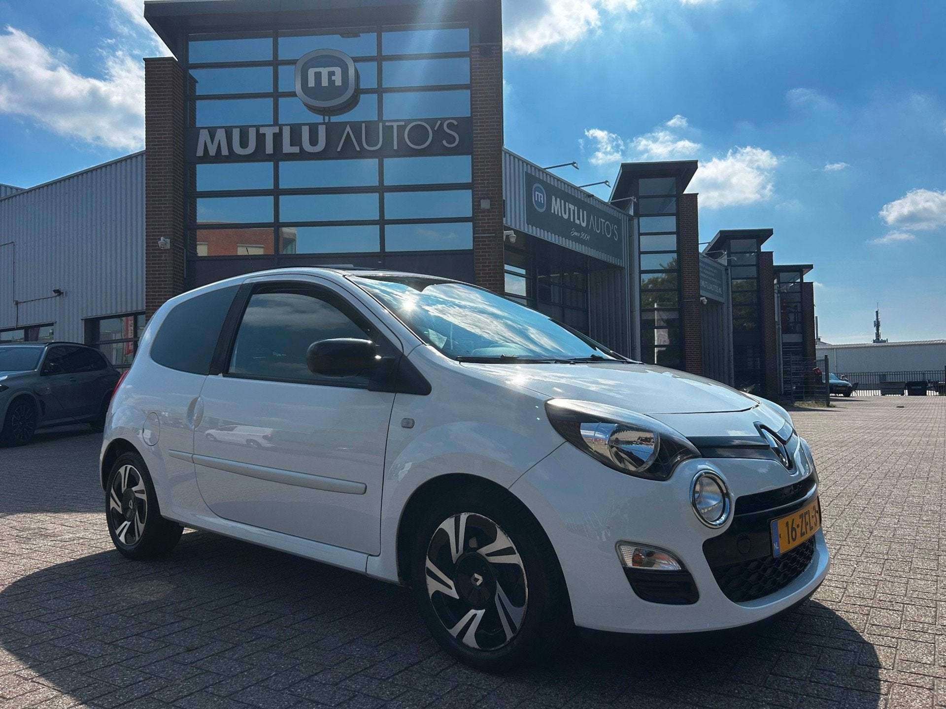 Renault Twingo 1.2 16V Dynamique PANO CLIMATE CRUISE NAP, Auto's, Renault, Voorwielaandrijving, Twingo, Gebruikt, 4 cilinders