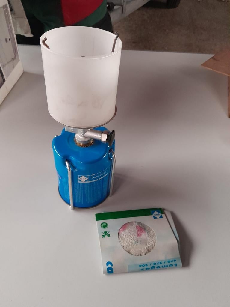 Campingaz Lumogaz lamp met gasfles en kousjes, Caravans en Kamperen, Ophalen of Verzenden, Gebruikt