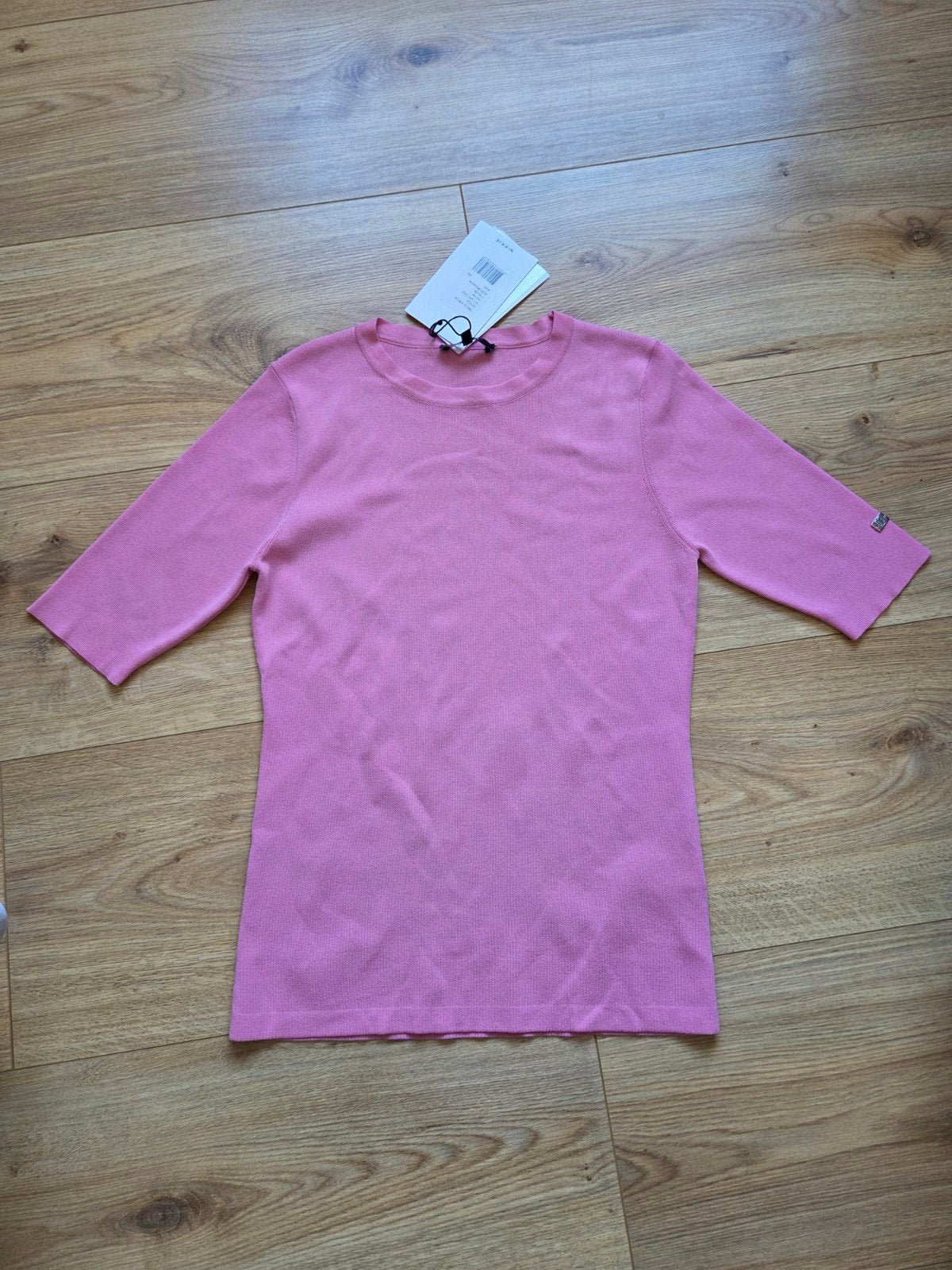 Tshirt Nikkie, maat 42. Nooit gedragen, Maat 42/44 (L), Nieuw, Ophalen of Verzenden, Roze