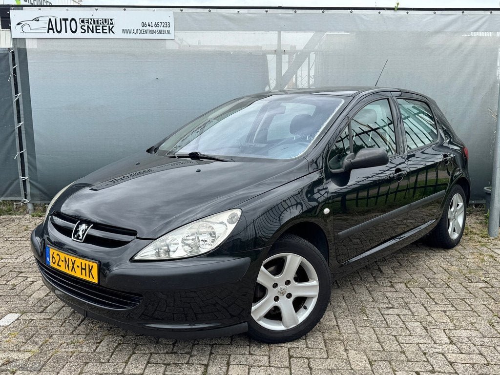 Peugeot 307 1.6-16V XS-Airco-Cruise-Camera-Scherm-APK 02-27, Auto's, Peugeot, Voorwielaandrijving, Stof, Gebruikt, Zwart