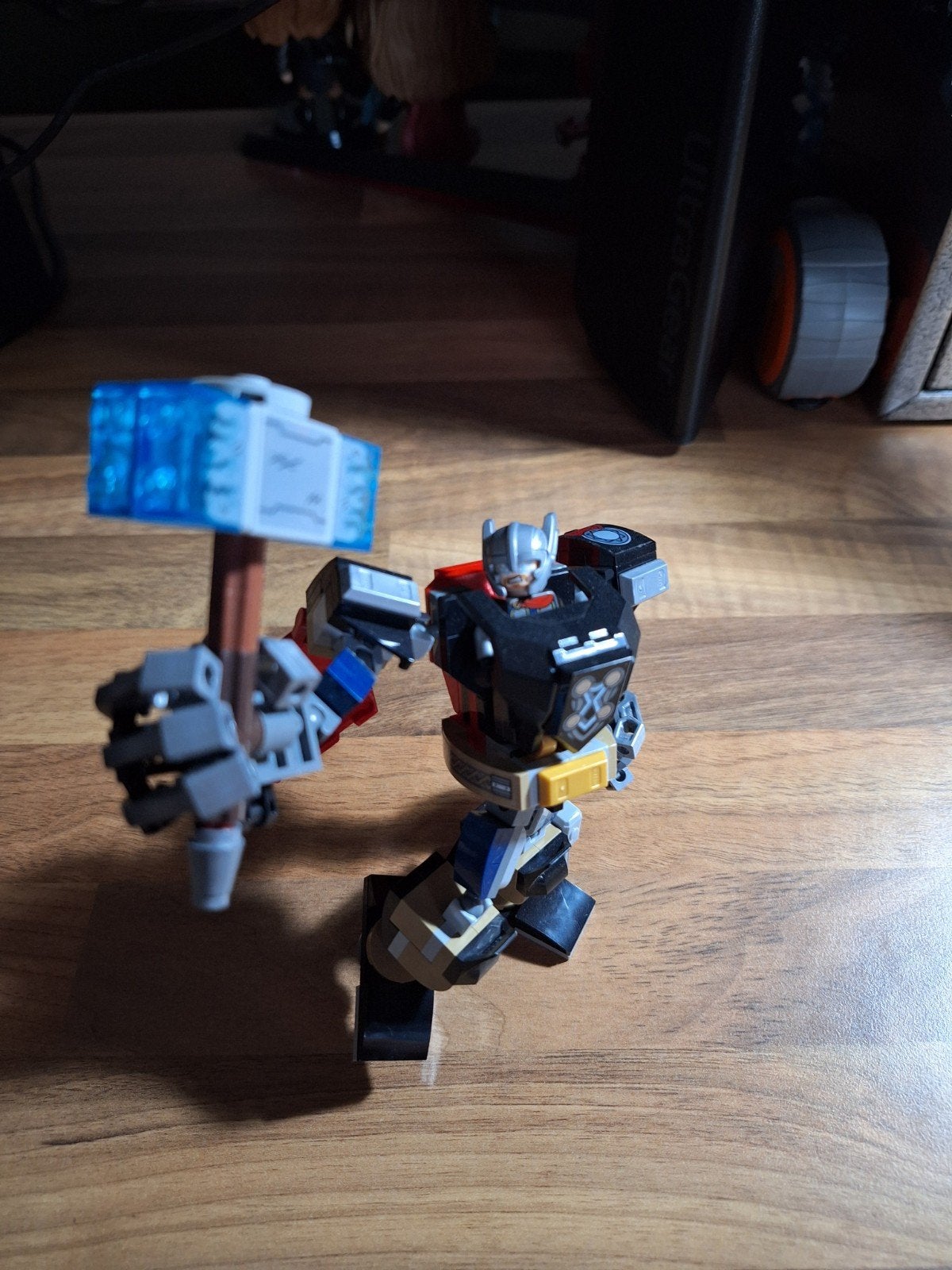 LEGO Marvel Avengers Thor Mech Armor 76169 met minifiguur, Ophalen of Verzenden, Zo goed als nieuw, Overige merken