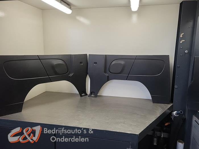 Laadbak bekleding van een Renault Trafic, Gebruikt, -, Renault, -
