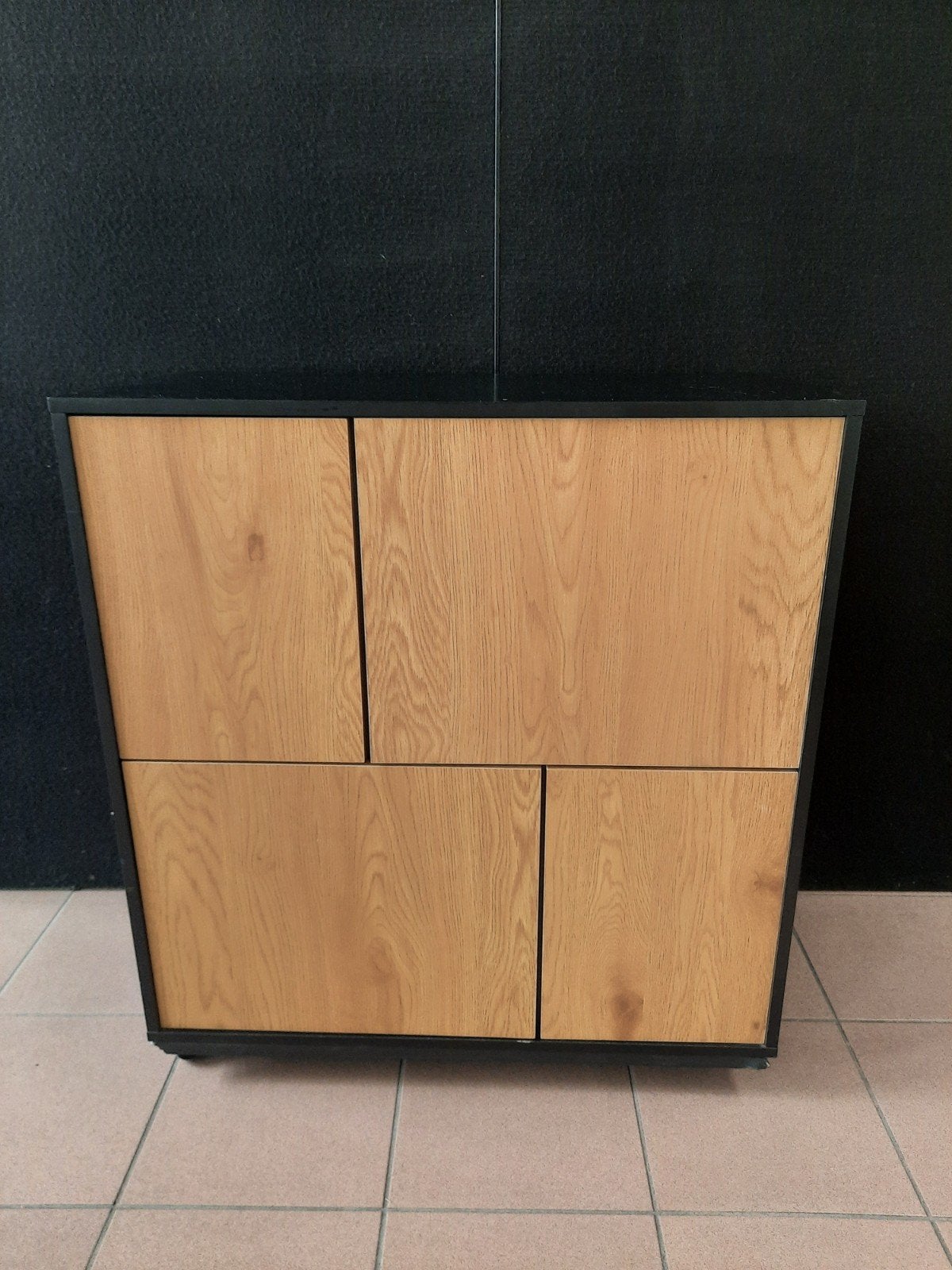 Greeploos Kastje op Wielen - 87x80x40 cm, Huis en Inrichting, Kasten | Overige, Ophalen, Gebruikt