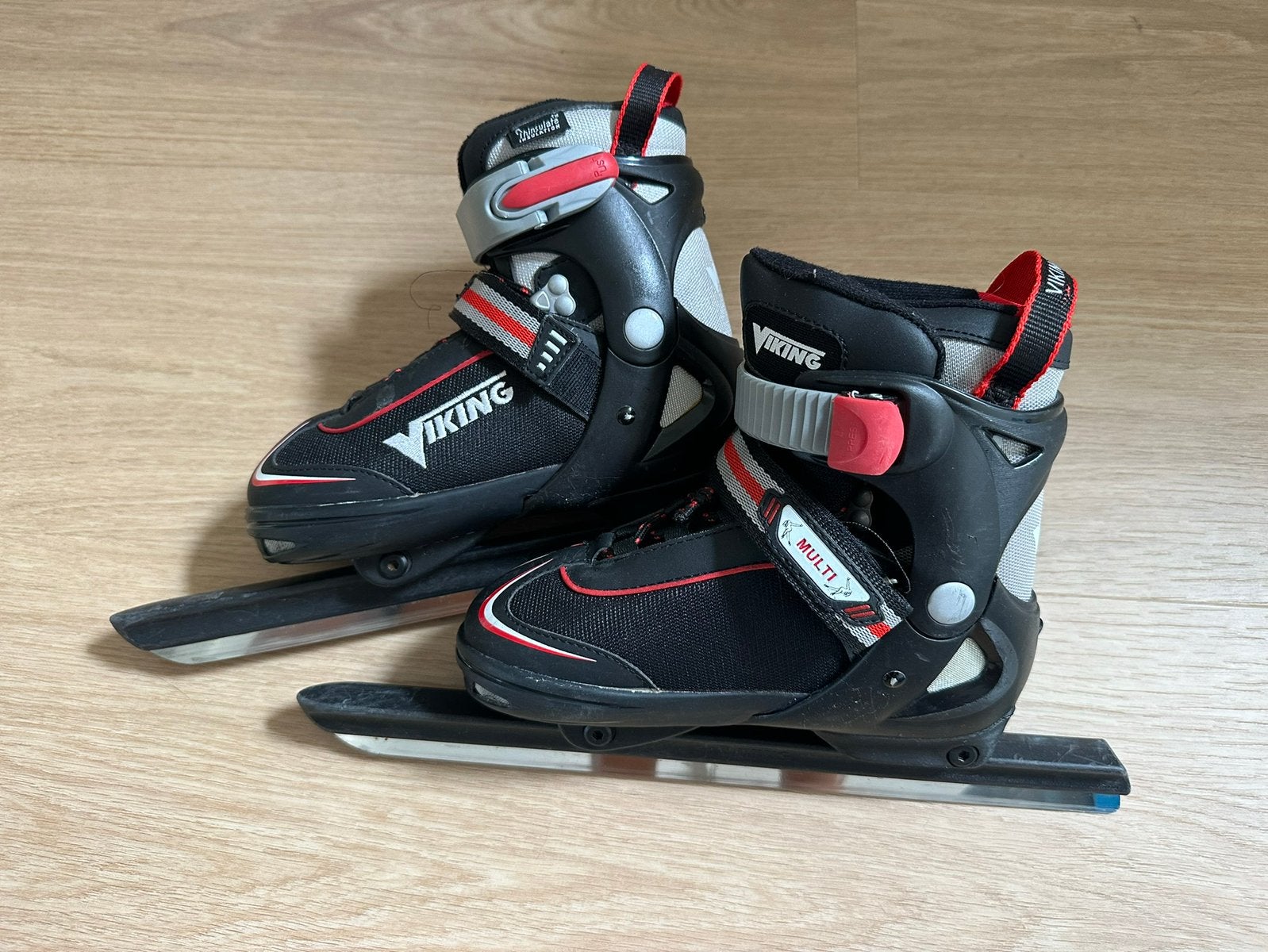 Viking Multi verstelbare schaatsen / combinoren maat 32 - 35, Ophalen of Verzenden, Zo goed als nieuw, Combinoren, Viking