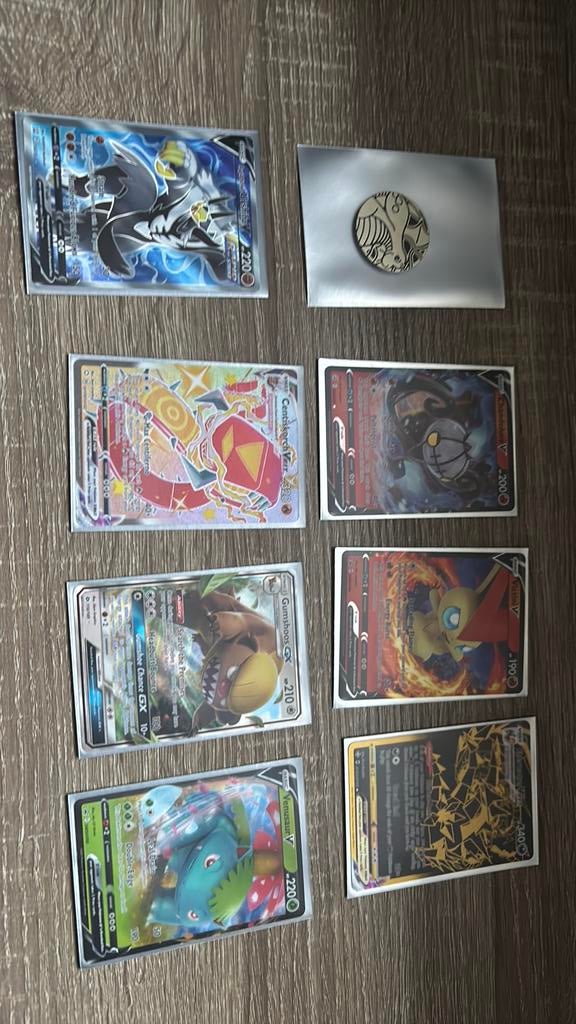 Pokemon kaarten + coin, Ophalen of Verzenden, Zo goed als nieuw, Meerdere kaarten