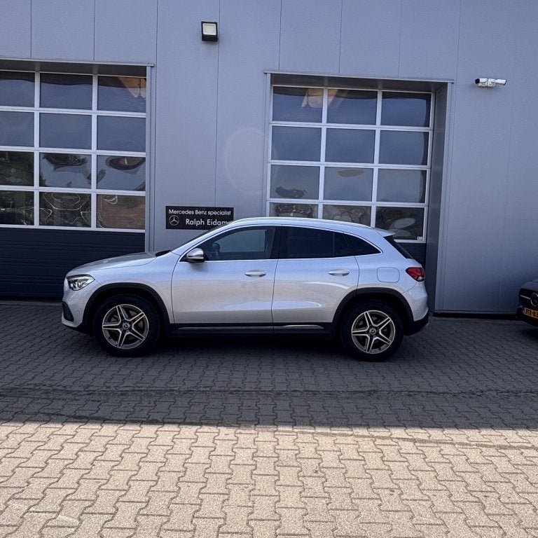 Mercedes-Benz GLA GLA 250 e (247.786) (bj 2022, automaat), Auto's, Mercedes-Benz, Automaat, 4 cilinders, Leder en Stof, Bedrijf