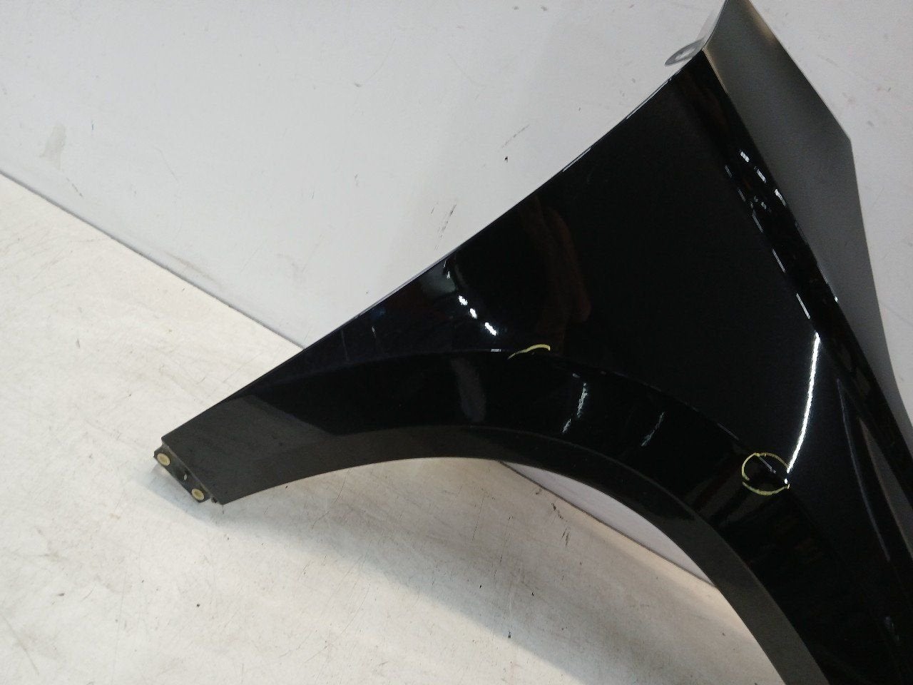 Spatbord rechts voor Skoda Karoq, Onderdelen@venauto.nl, Van der Ven Autorecycling B.V., Gebruikt, Ettenseweg 76, 4706 PB Roosendaal, The Netherlands