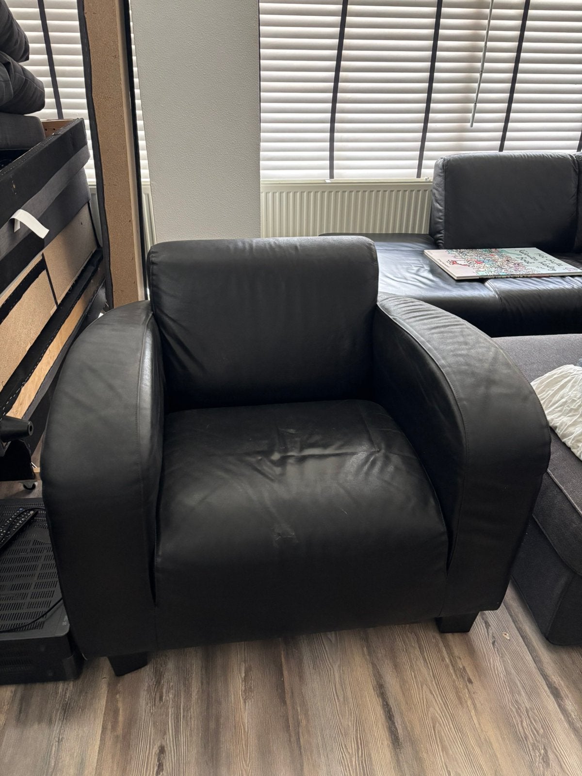 Zwart lederen fauteuil / 1-persoons bank, Ophalen, Zo goed als nieuw, Leer