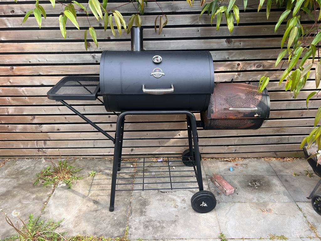 Jamestown Aldon Smoker BBQ met hoes - z.g.a.n., Ophalen, Gebruikt