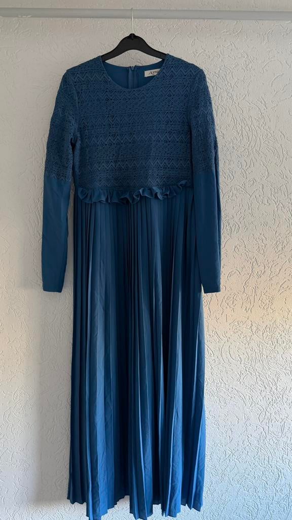Hijab jurk elbise, Ophalen of Verzenden, Zo goed als nieuw, Maat 38/40 (M), Onder de knie