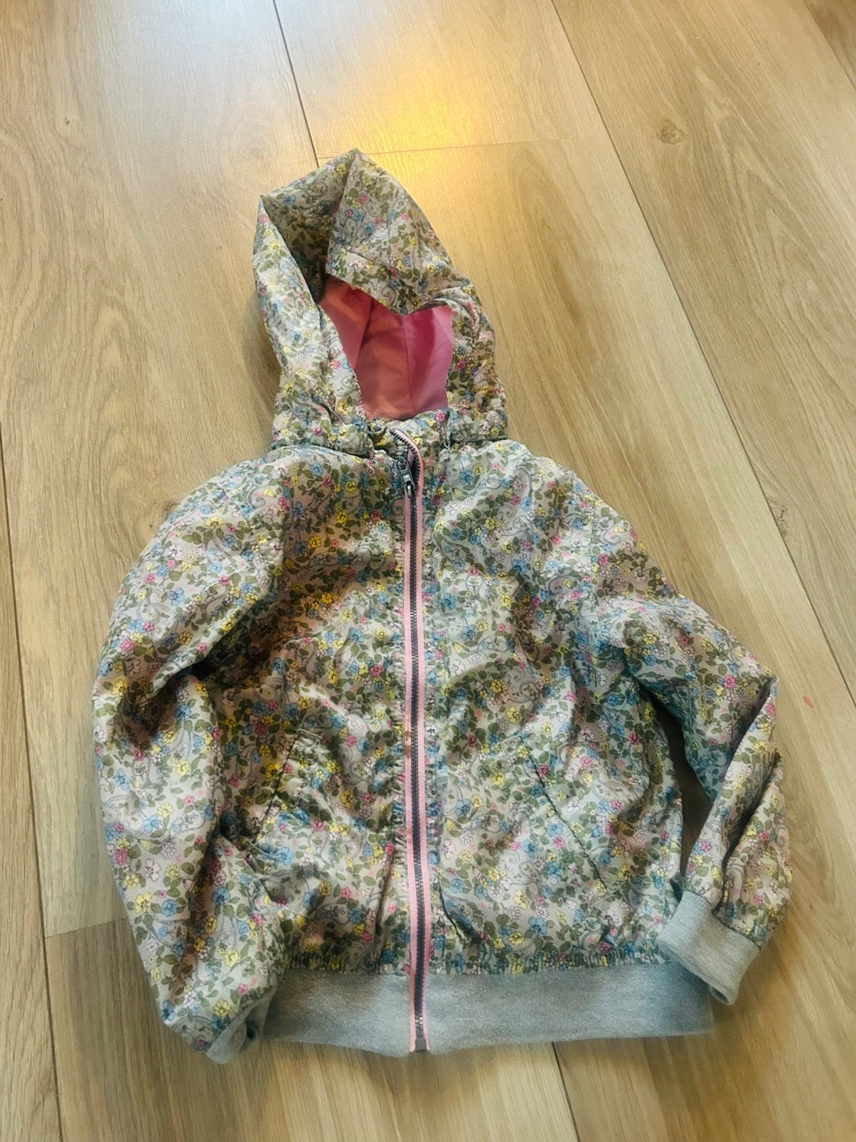 Zomerjas H&M Maat 116, Ophalen of Verzenden, Zo goed als nieuw, Meisje, Jas