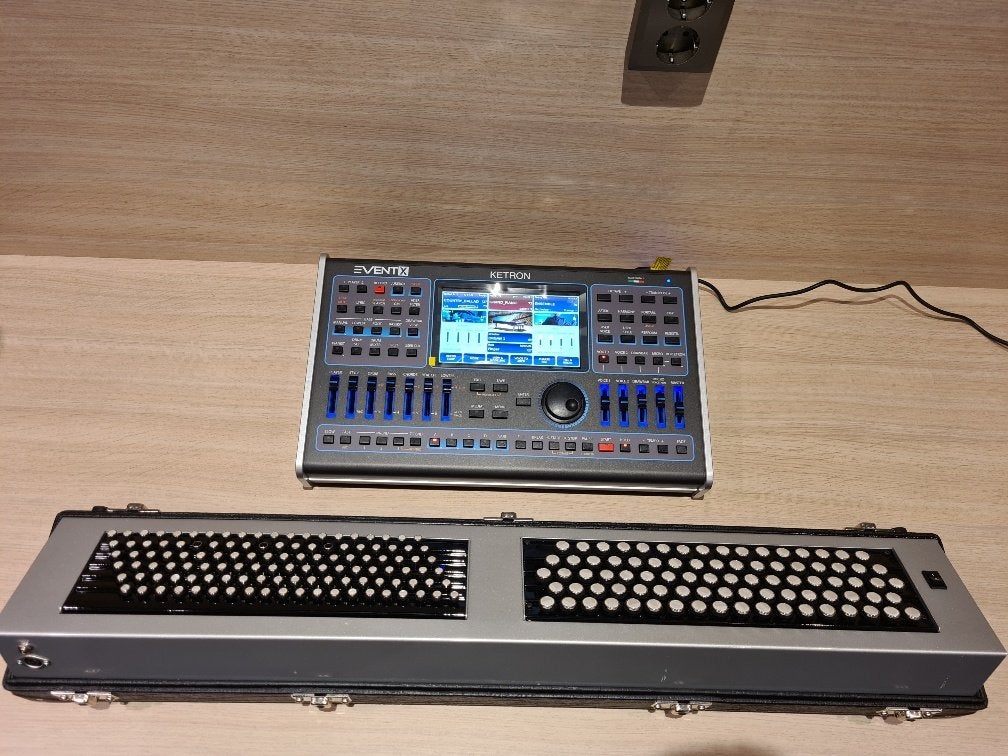 Ketron EVENT X Master Bas International B-Griff, Muziek en Instrumenten, Keyboards, Niet ingevuld, Nieuw, Midi-aansluiting, Niet ingevuld
