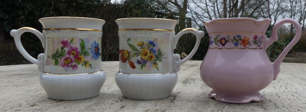 3 Aparte Retro Mokken Leander 1946 Chine de Boheme, Overige merken, Klassiek, Nieuw, Porselein