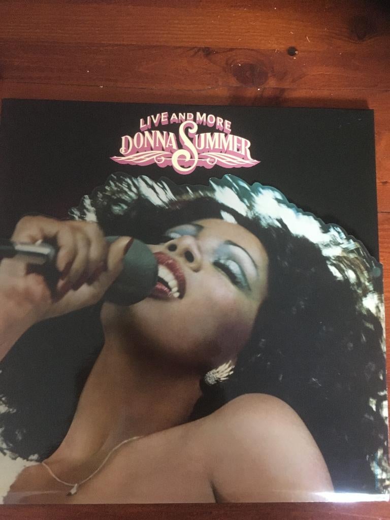 donna summer live and more, Cd's en Dvd's, Vinyl | Pop, Zo goed als nieuw, Beschermende buitenhoes, Dubbel-LP, Gatefold hoes, Inclusief binnenhoes