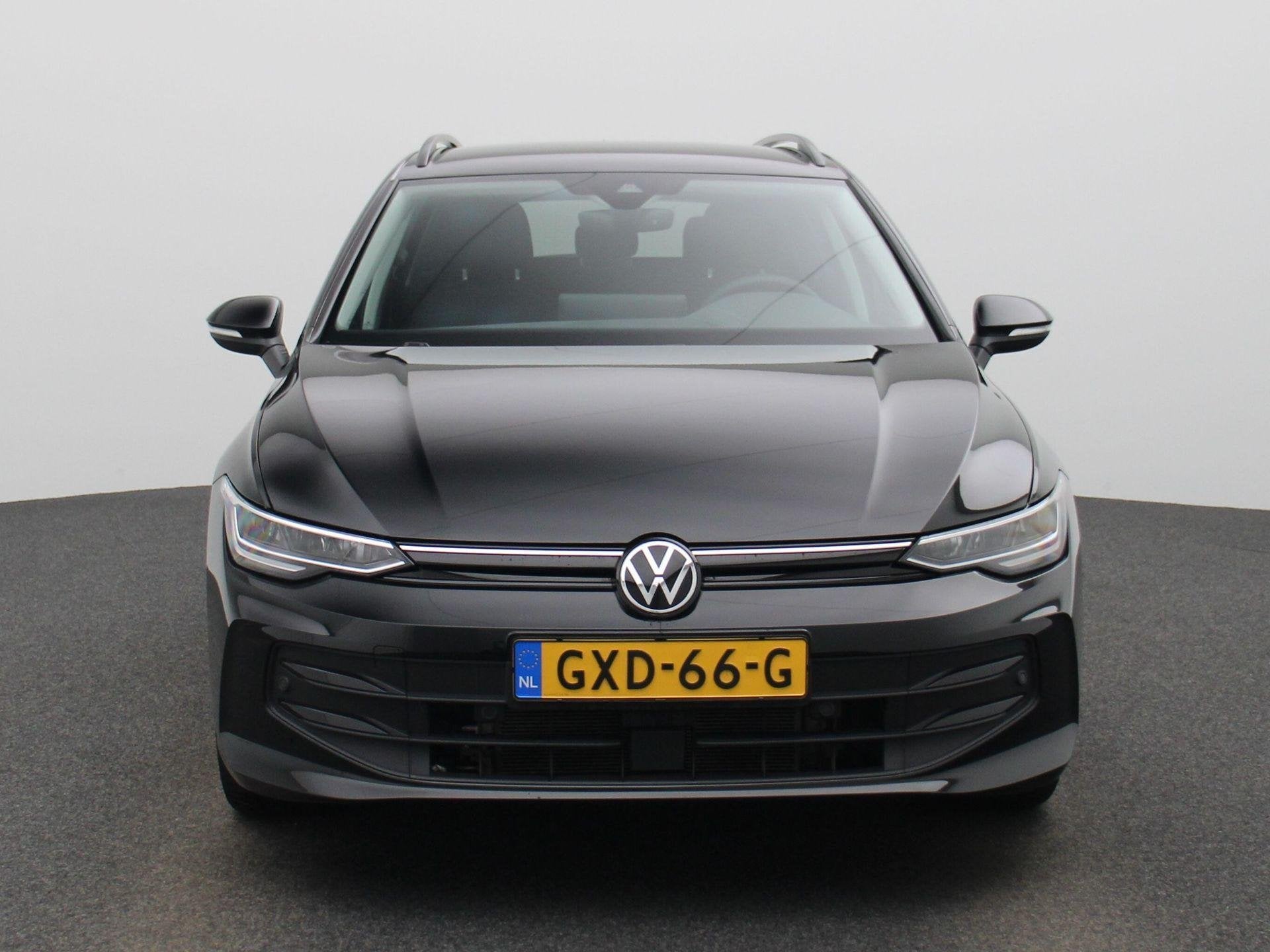 Volkswagen Golf Variant 1.5 eTSI Life Edition | Automaat | A, 12 maanden, 4 cilinders, 116 pk, Zwart