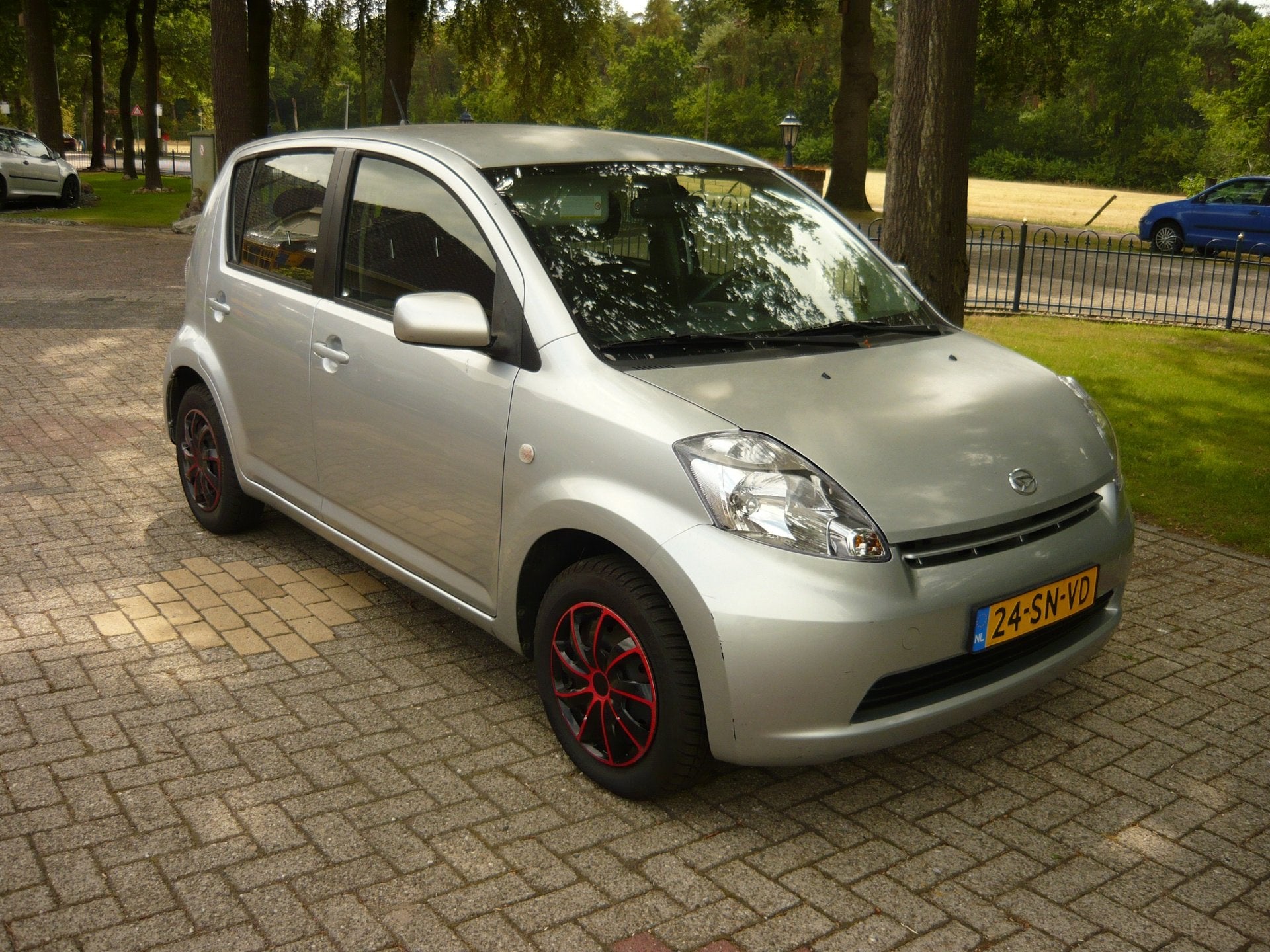 Daihatsu Sirion 2 1.3-16V Comfort, Auto's, Voorwielaandrijving, Stof, Gebruikt, 31 €/maand