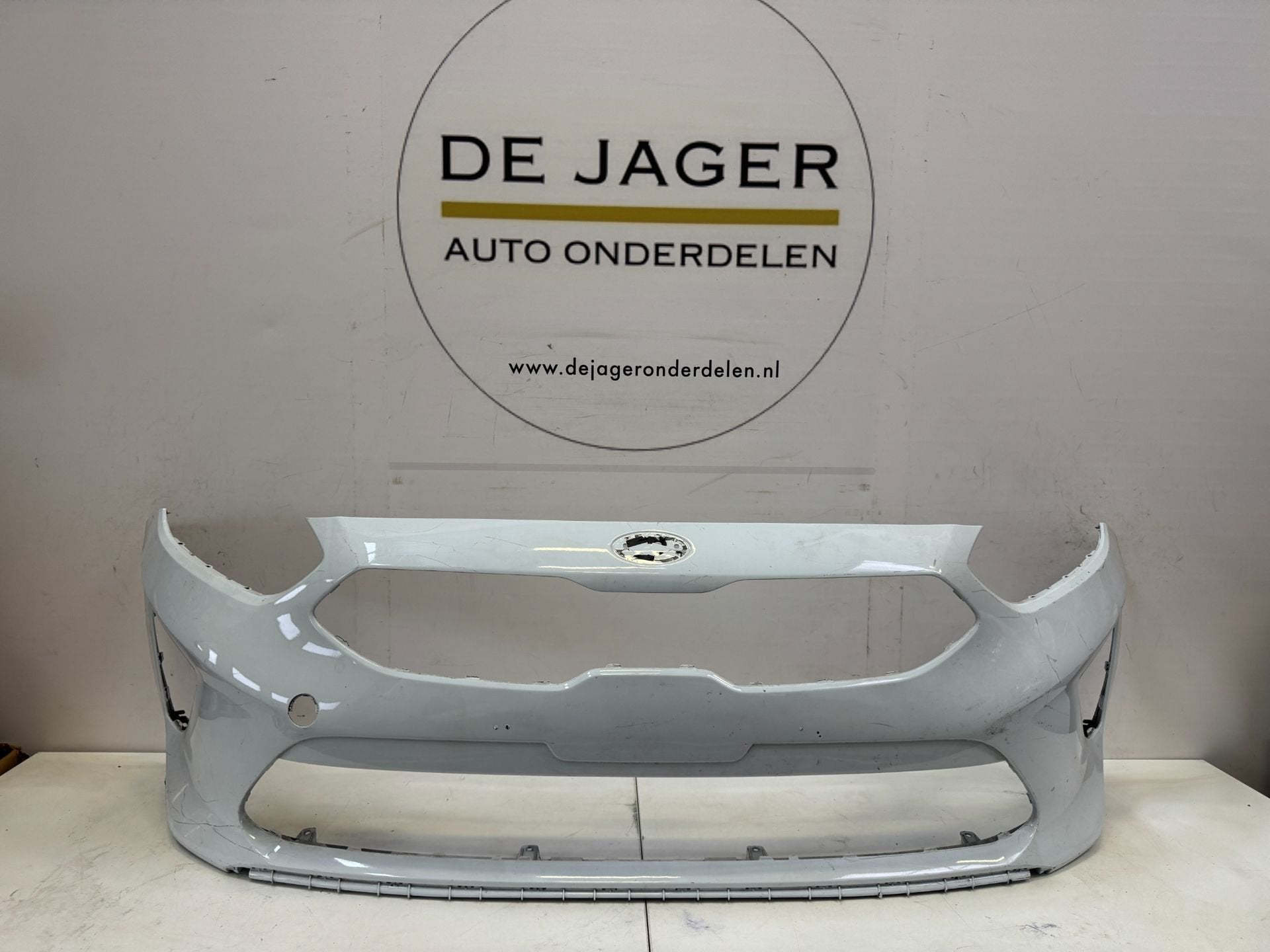 KIA CEED 2 VOORBUMPER BUMPER ORIGINEEL, Heolleung-ro 12
06797  Seoul, Voor, Ophalen of Verzenden, Bumper