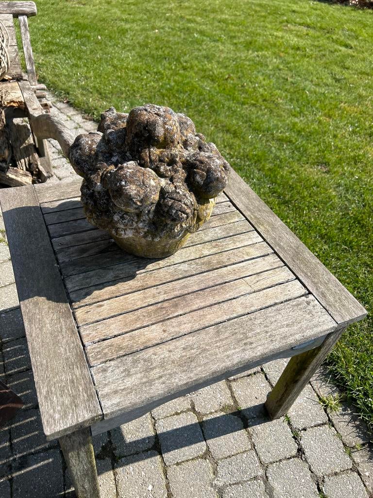 Zware stenen bloempot met decoratie voor de tuin, Ophalen, Steen, Gebruikt, Minder dan 30 cm