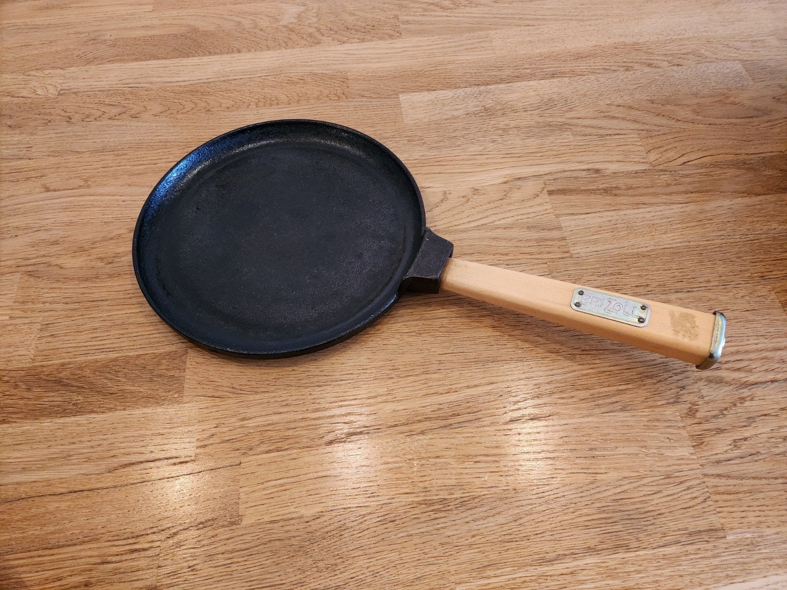 Gietijzeren koekenpan - Brizoll, Huis en Inrichting, Keuken | Potten en Pannen, Ophalen, Gebruikt, Gietijzer, Koekenpan of Braadpan