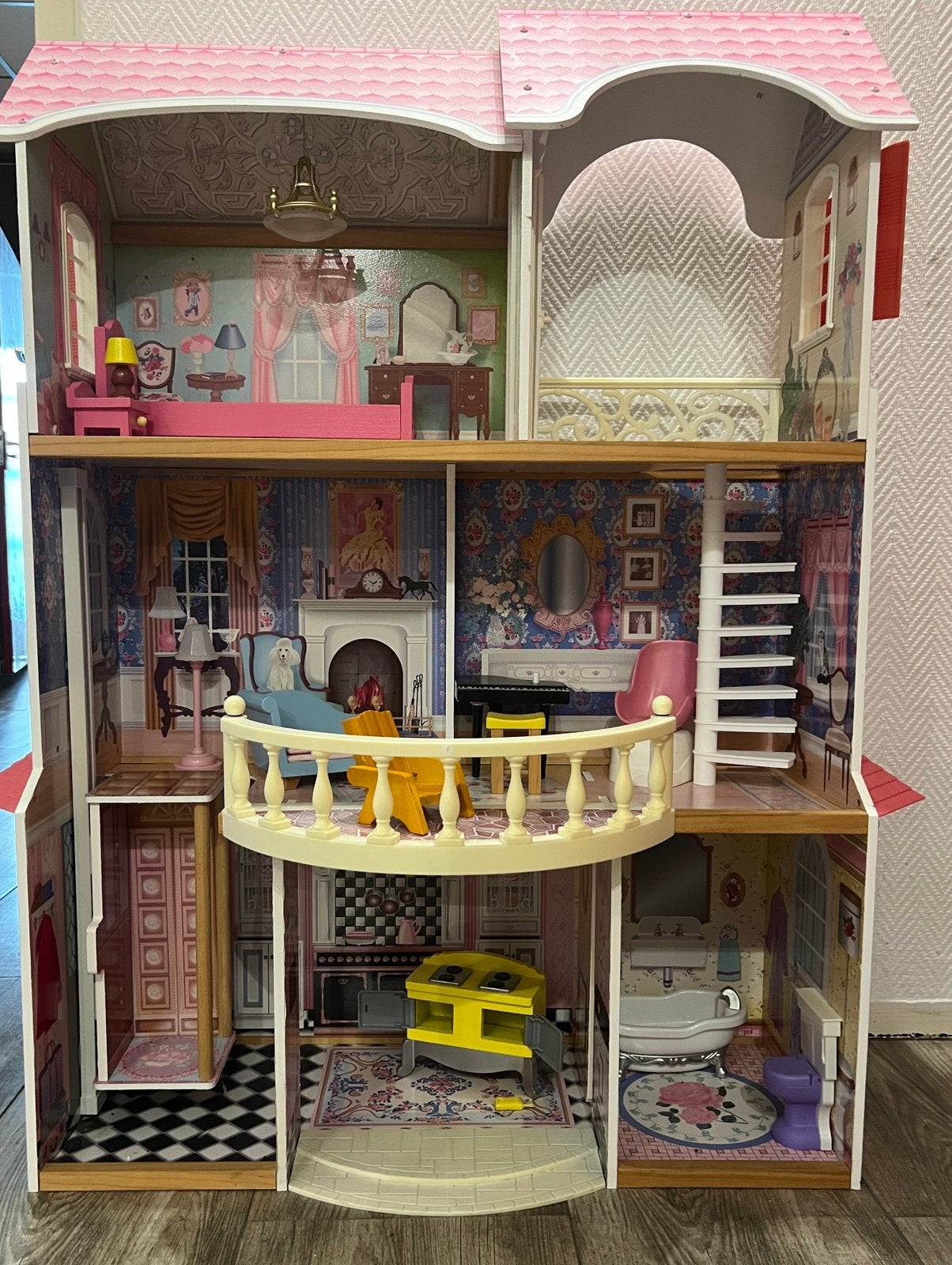 Barbiehuis 1.20 H x 0.95 B, Kinderen en Baby's, Speelgoed | Poppenhuizen, Ophalen of Verzenden, Zo goed als nieuw, Toebehoren