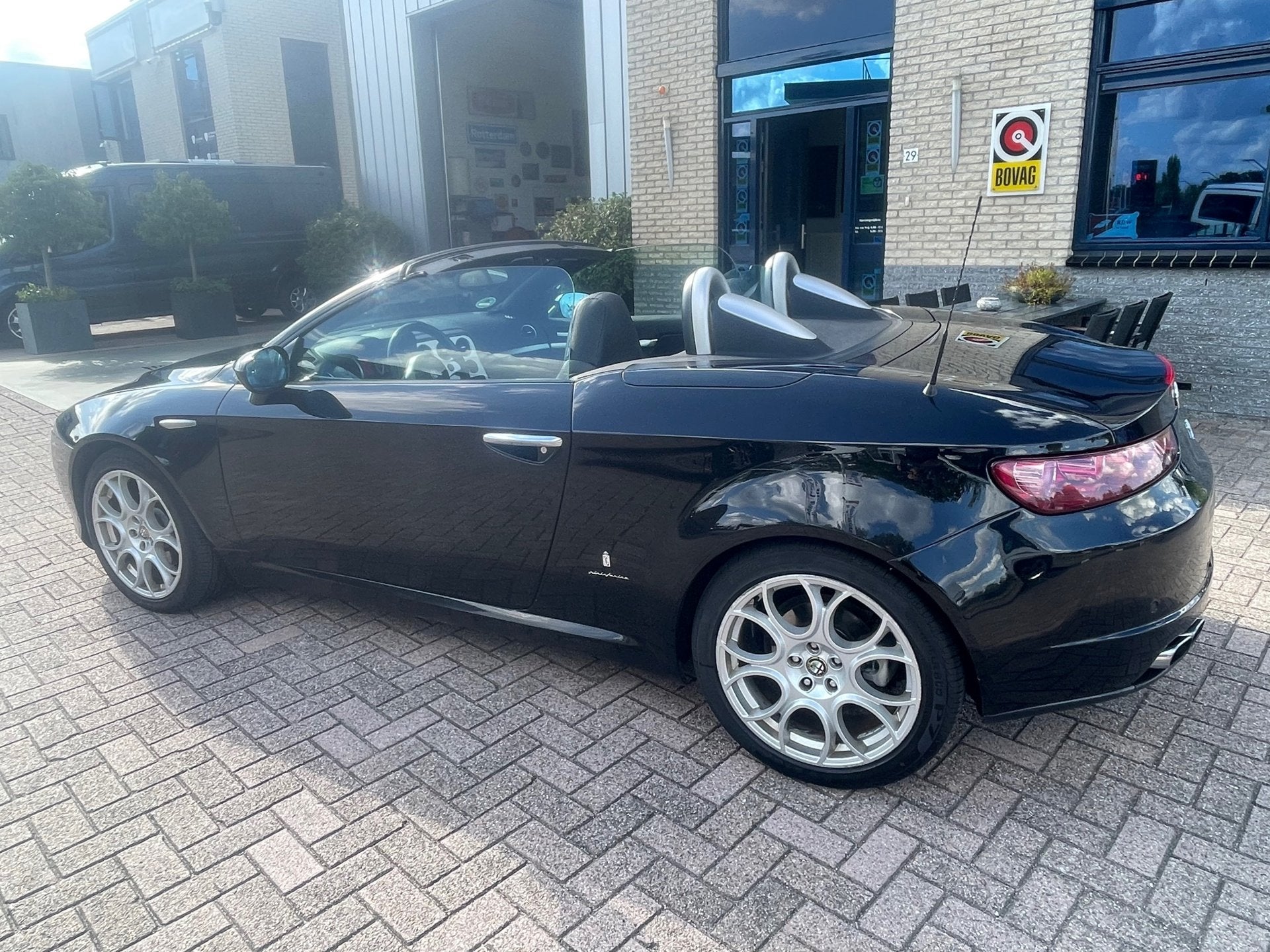 Alfa Romeo Spider 2.2 JTS Exclusive- bluetooth-nav, Auto's, Gebruikt, 4 cilinders, Cabriolet, 1505 kg