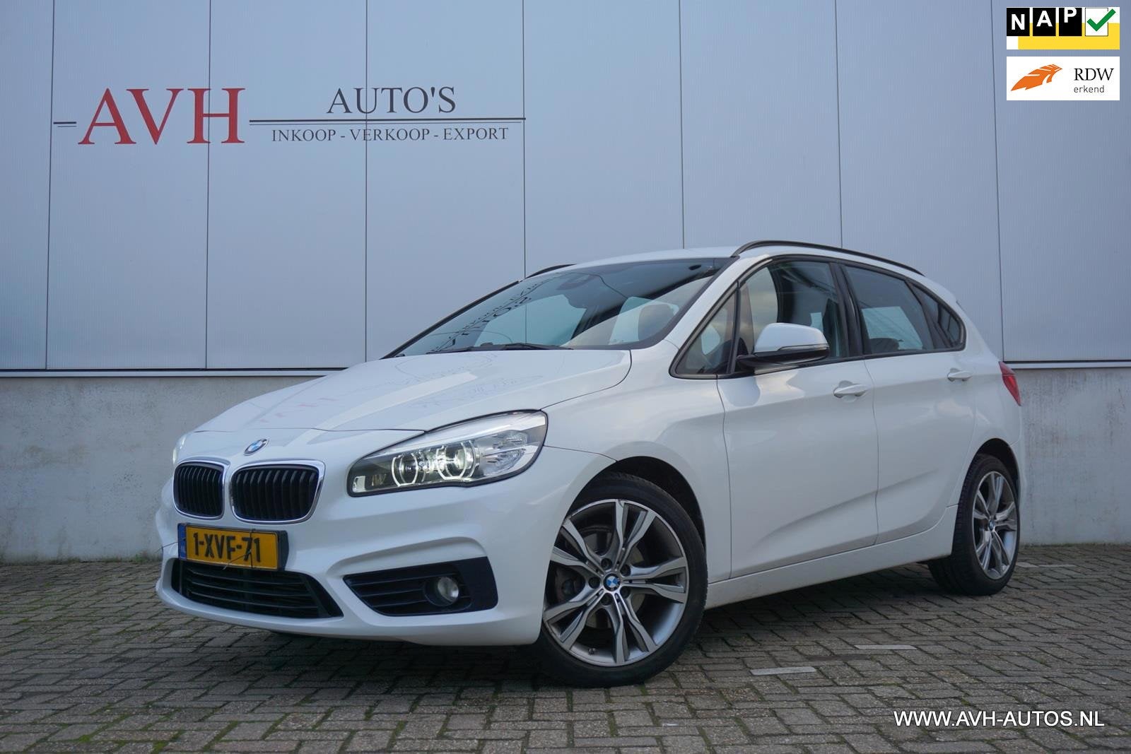 BMW 2-serie Active Tourer 218d Executive, Auto's, Stof, Euro 6, 4 cilinders, 150 pk