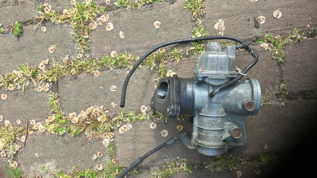 Honda XR600 carburateur., Ophalen of Verzenden, Gebruikt