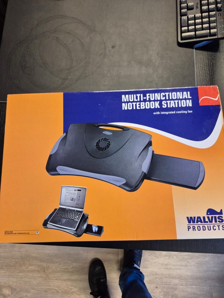 Walvis Multi-functionele Notebook Station met Koelventilator, Ophalen, Nieuw, Walvis Products
