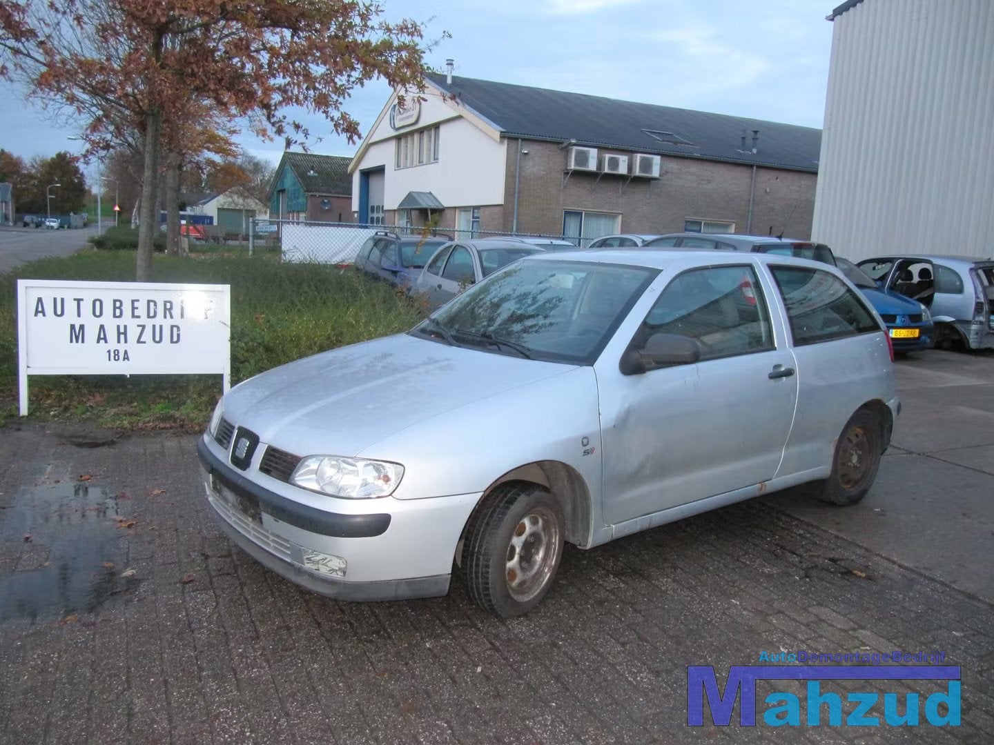 SEAT IBIZA 2 6K1 GRIJS INTERIEUR COMPLEET 3 DEURS, Gebruikt, Autovia A-2, Km 585 585
08760  Martorell, ES, Ophalen of Verzenden