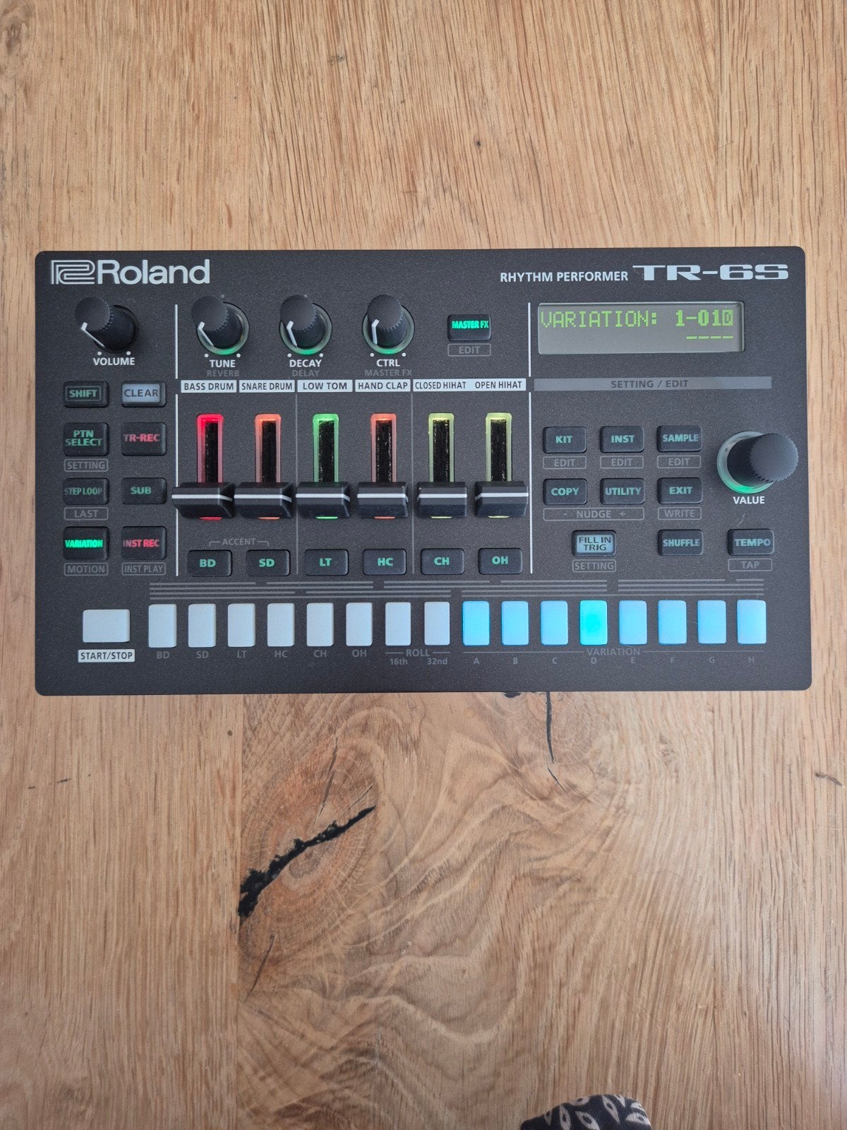 Roland TR-6S Rhythm Performer Drummachine, Ophalen of Verzenden, Zo goed als nieuw, Overige aantallen, Roland