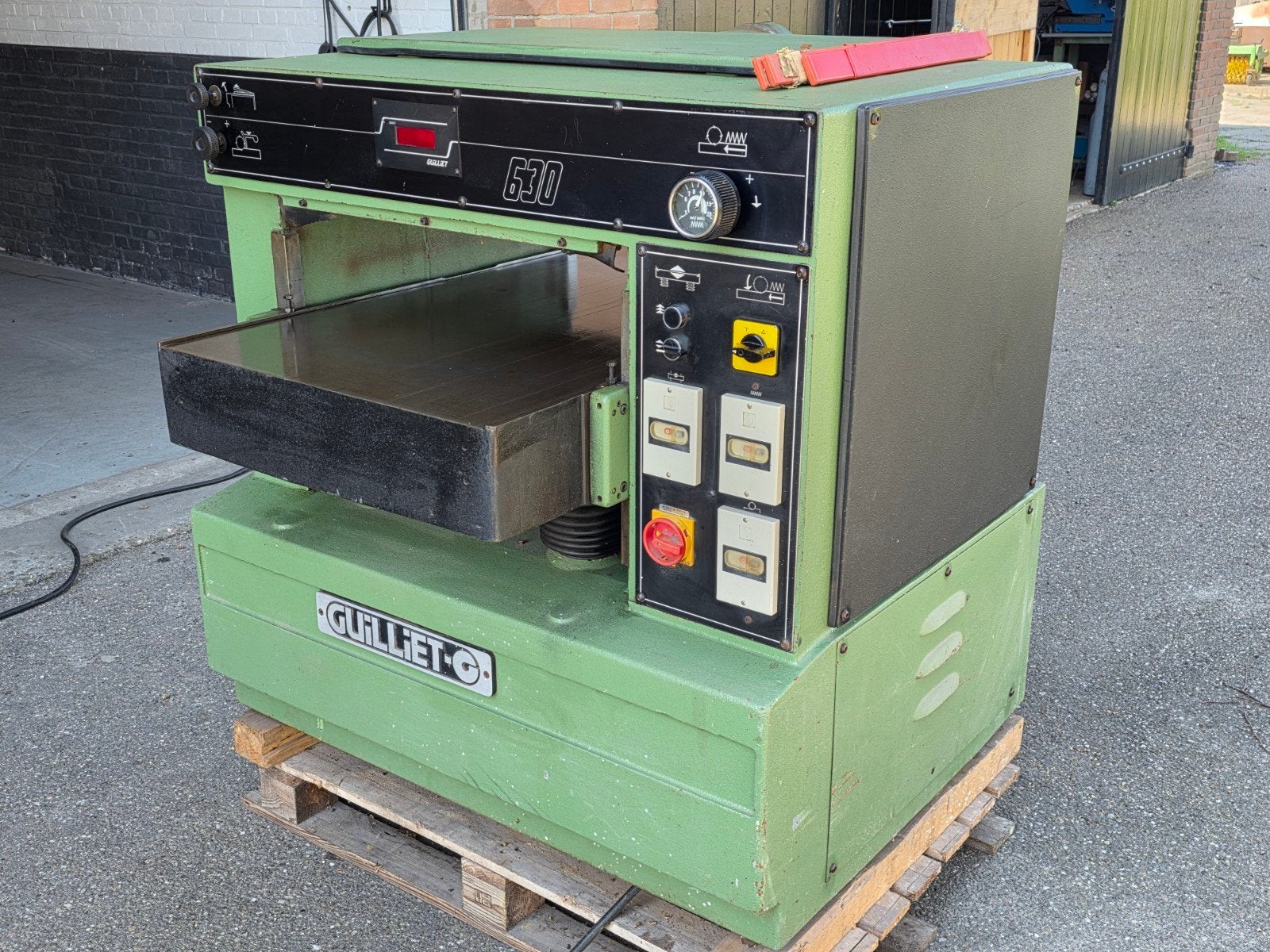 Vandiktebank 63 cm breed, Doe-het-zelf en Verbouw, Schaafmachines, Ophalen of Verzenden