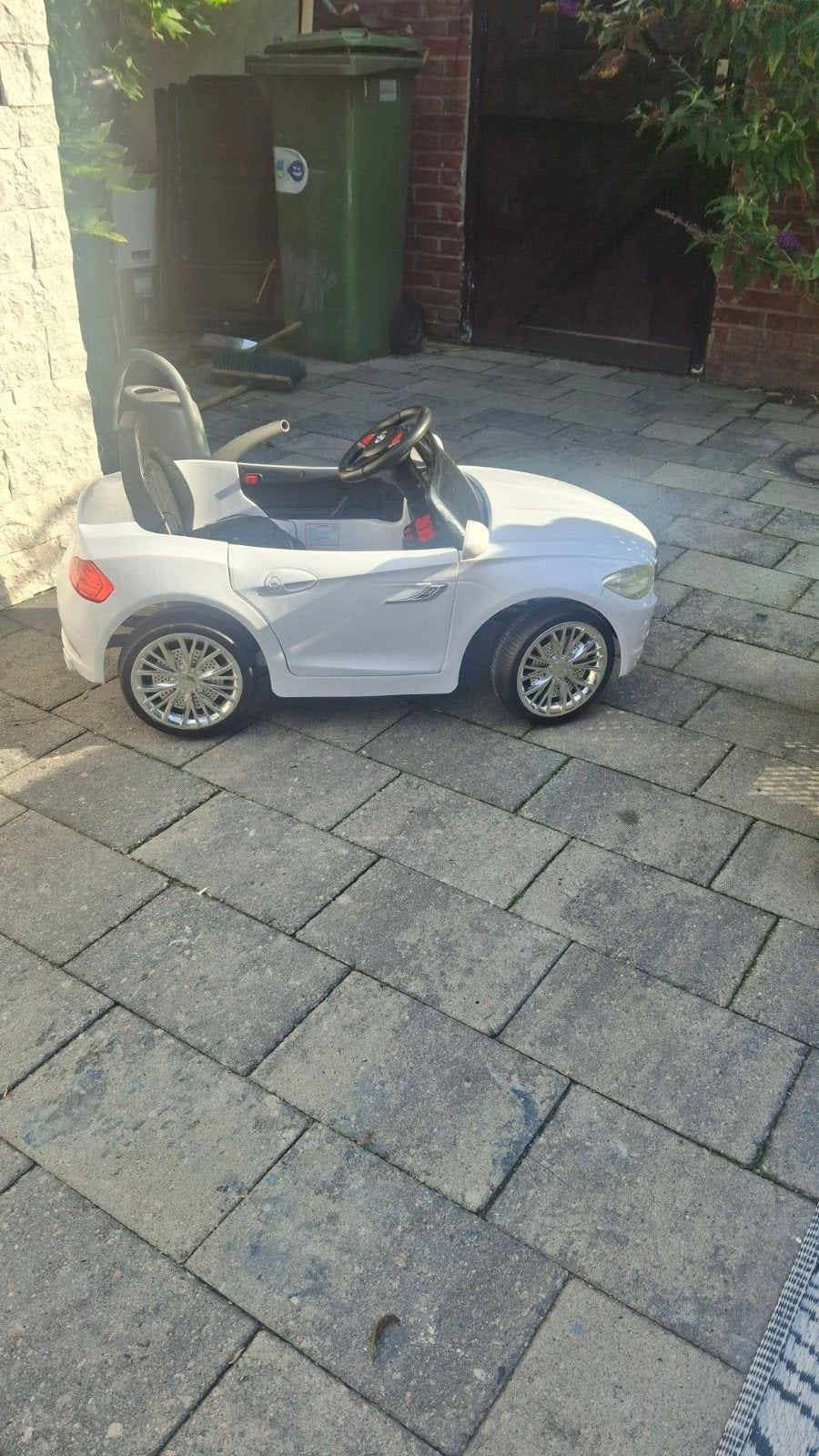 BMW Kinderauto 12 Volt met Oplader en Afstandsbediening, Ophalen of Verzenden, Gebruikt