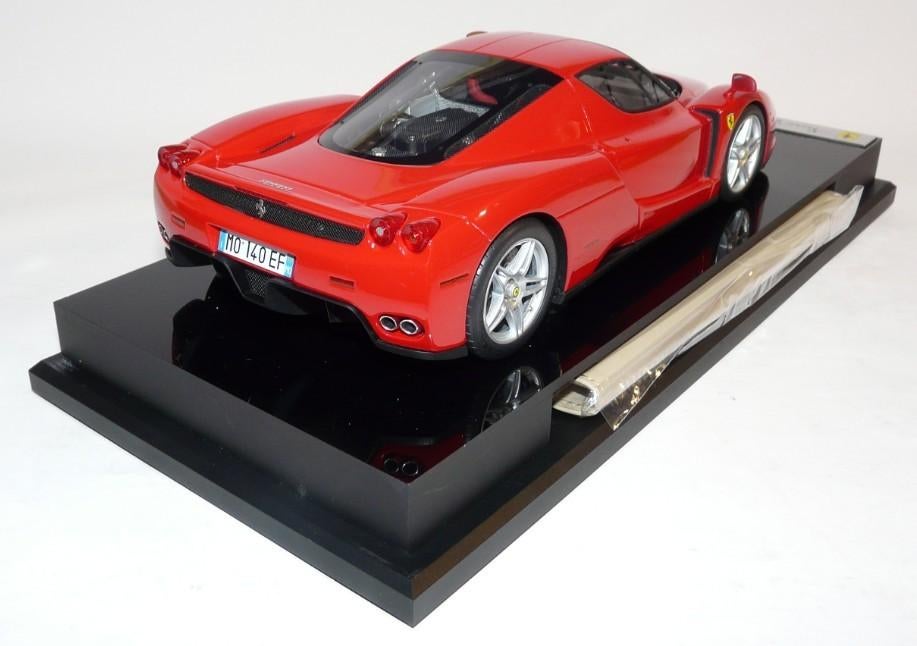 Ferrari Enzo Rood 1:18 van Amalgam, Hobby en Vrije tijd, Modelauto's | 1:18, Ophalen of Verzenden, Nieuw, Auto, Overige merken