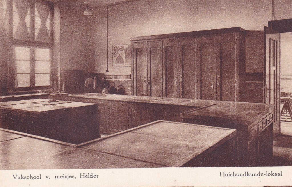 (Den) Helder. Oude ansichtkaart Vakschool v. meisjes,  **, Verzenden, Voor 1920, Ongelopen, Noord-Holland