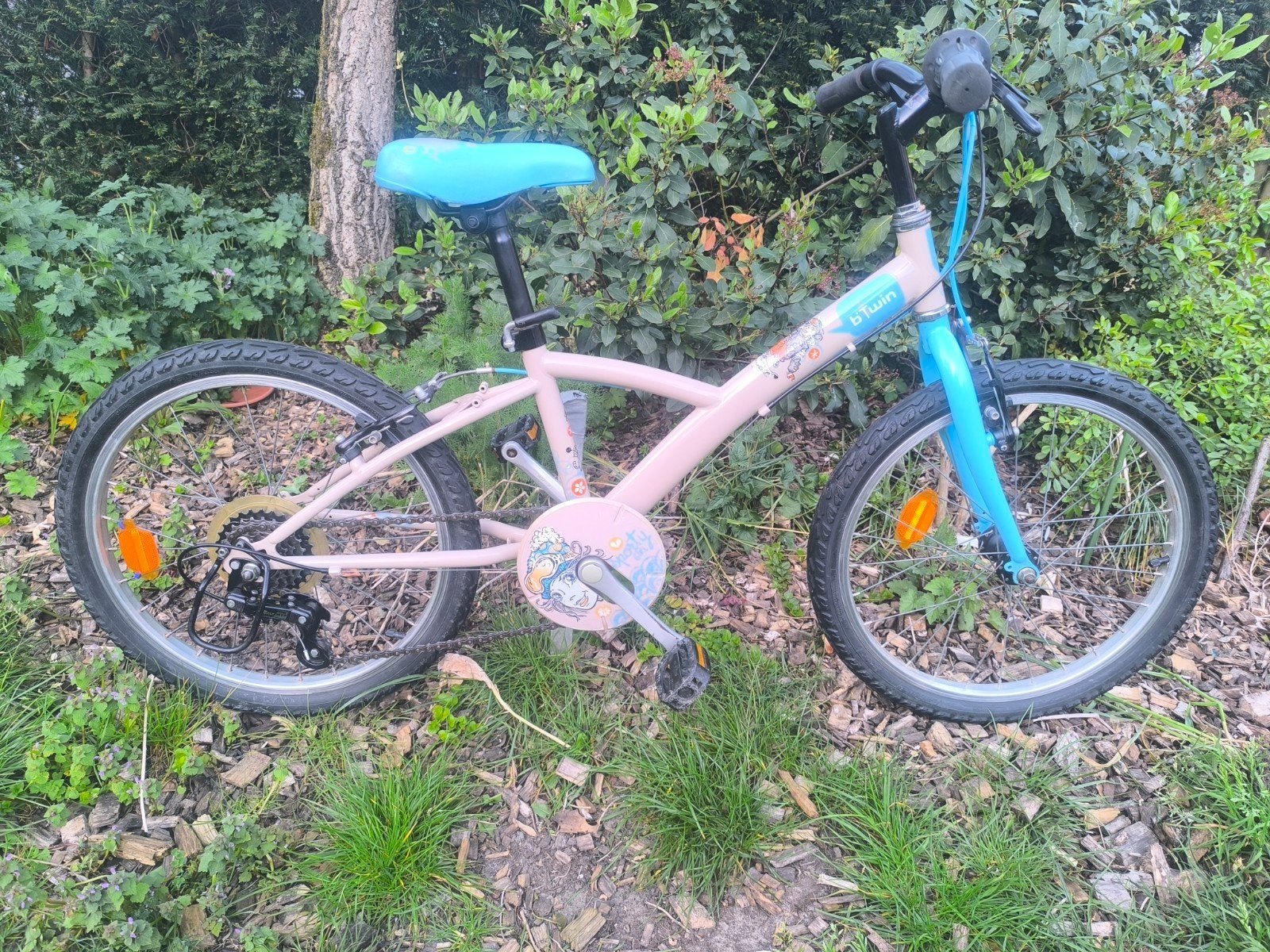Btwin Meisjesfiets. Zo goed als nieuw! 20 inch., Ophalen, 20 inch of meer, Velgrem, Zo goed als nieuw