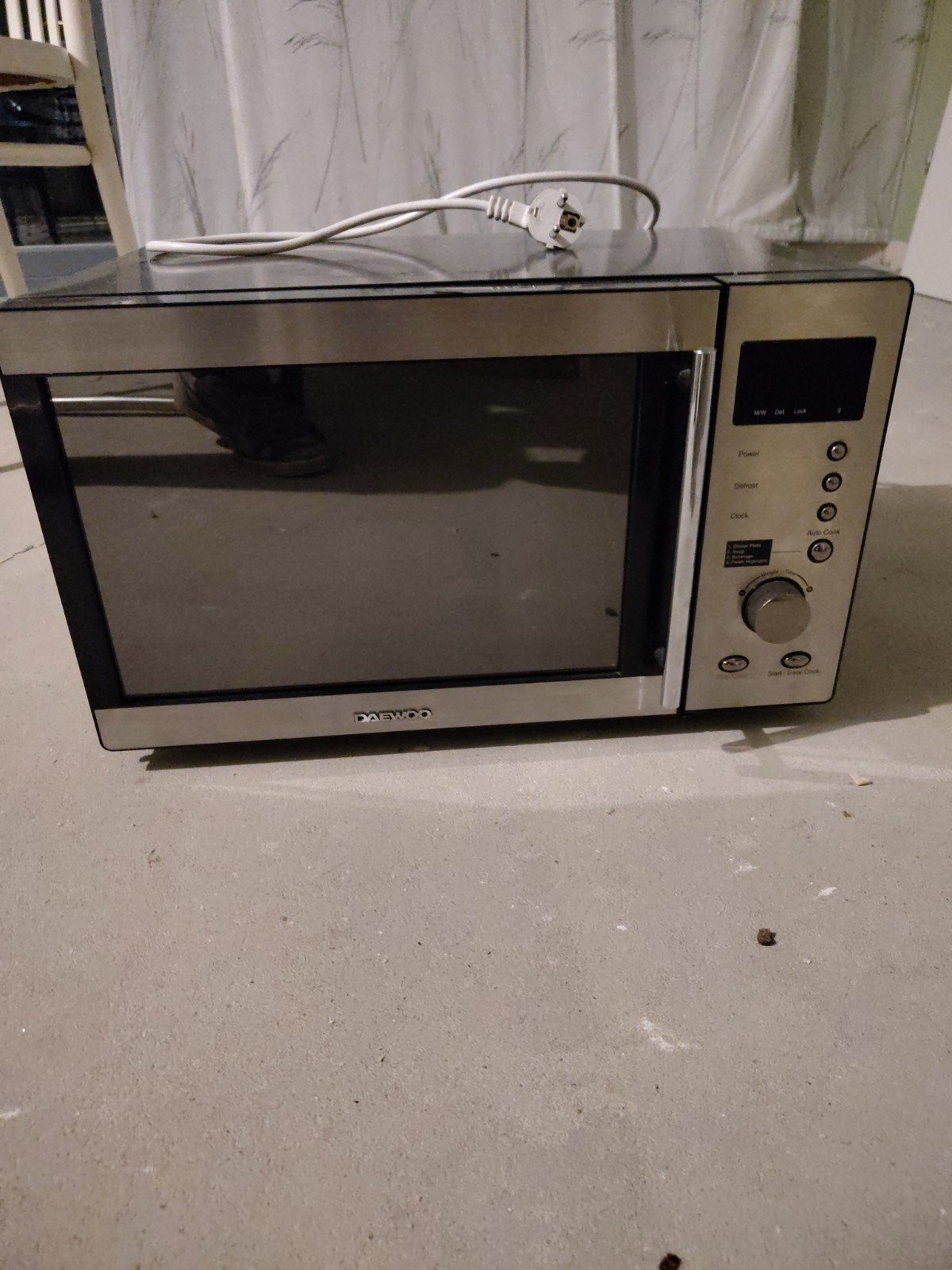 Daewoo KOR-634R Magnetron - Zilver/Zwart, Ophalen, Gebruikt, Magnetron, Draaiplateau