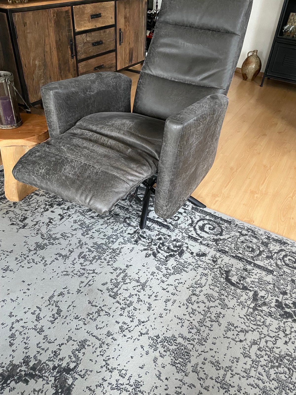 Leren fauteuil met relaxfunctie - Grijs, Huis en Inrichting, Ophalen, Gebruikt, Leer, 75 tot 100 cm